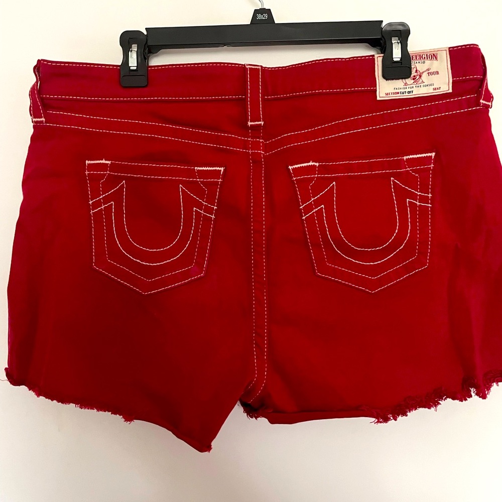 Womens red true religion shorts size 34